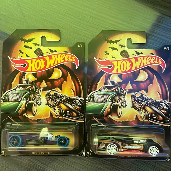 Halloween Character Cars - Picture 1 of 10